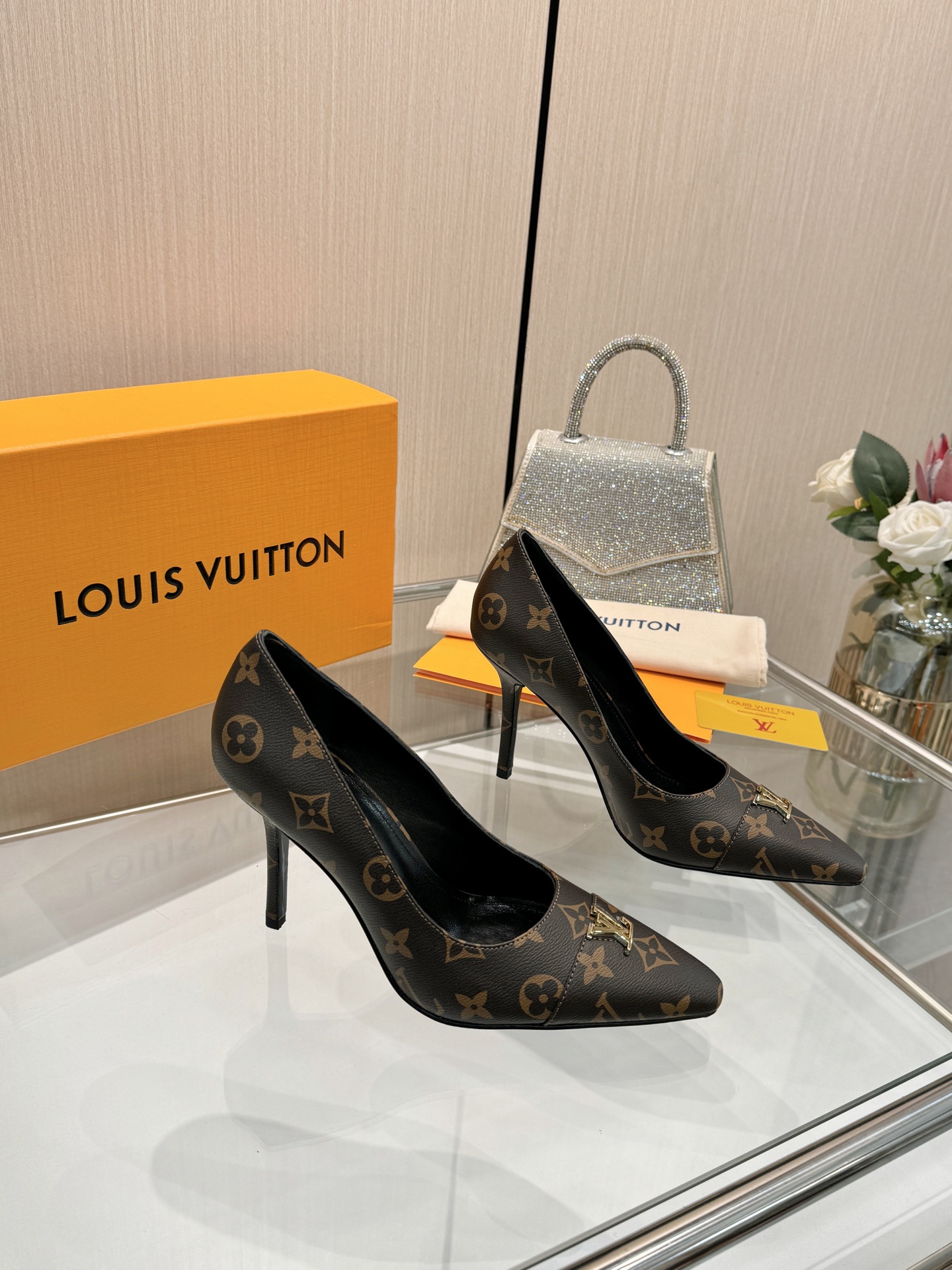 Women's high heels
